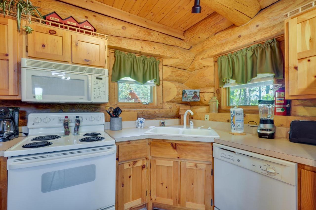 Smoky Mountain Vacation Rental Cabin With Hot Tub! Gatlinburg Exterior photo